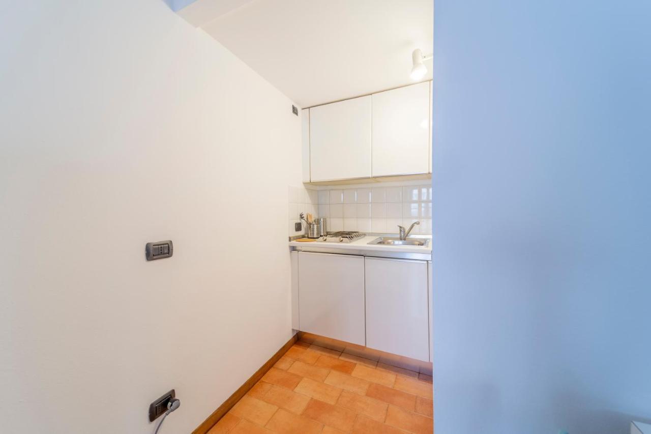 Parrot House - Casa In Centro A Parma Daire Dış mekan fotoğraf